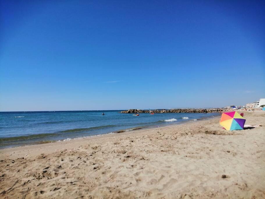 Un Sejour Les Pieds Dans L'Eau Apartment Palavas-les-Flots Bagian luar foto